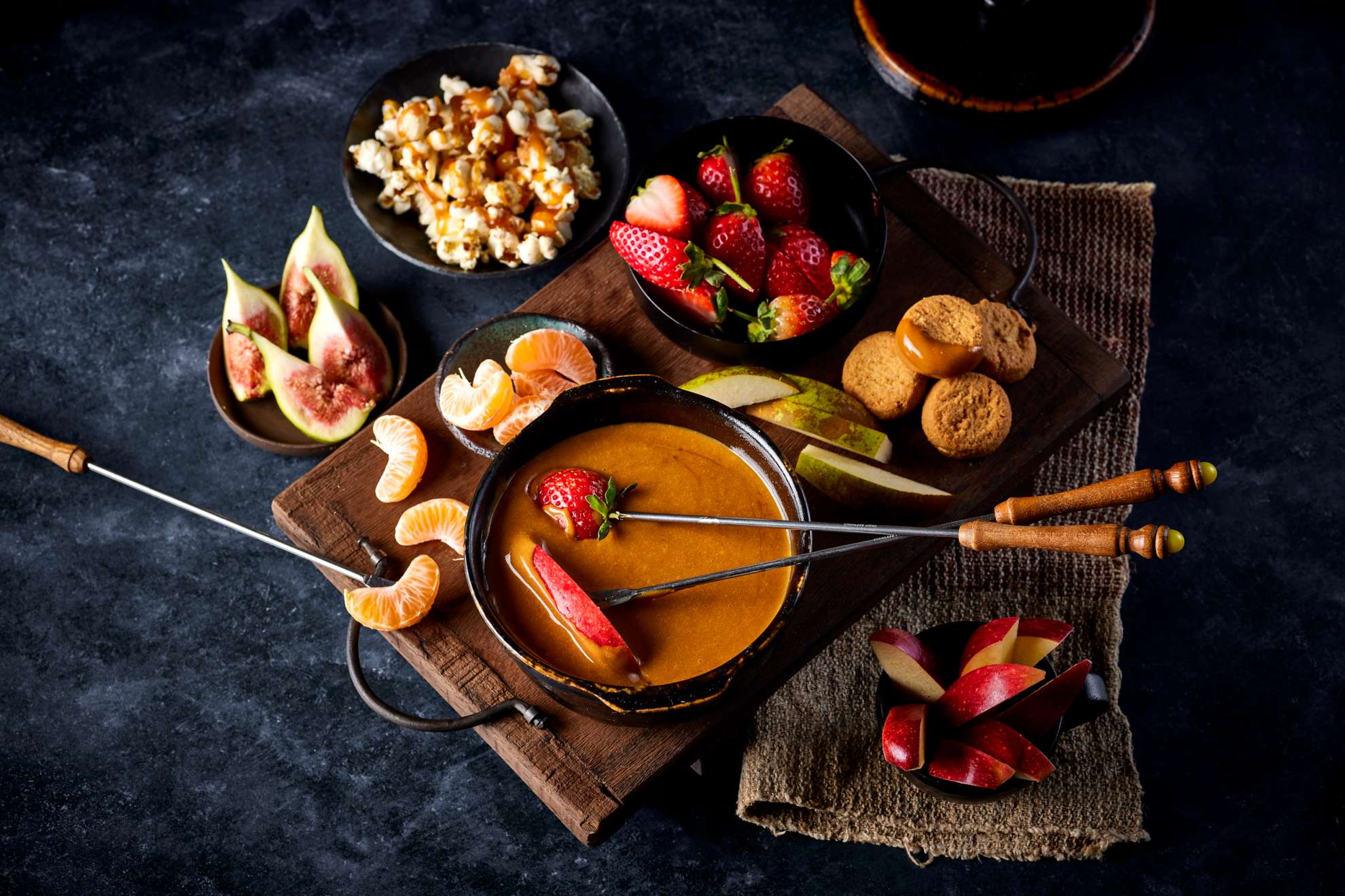 TINE® Brunost™ Fondue