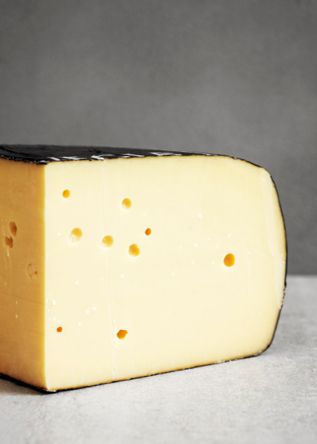TINE® Norwegian Gouda Aged(ノルウェージャンゴーダ熟成)